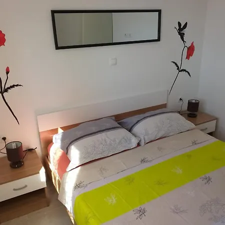 Tragurium Apartment *